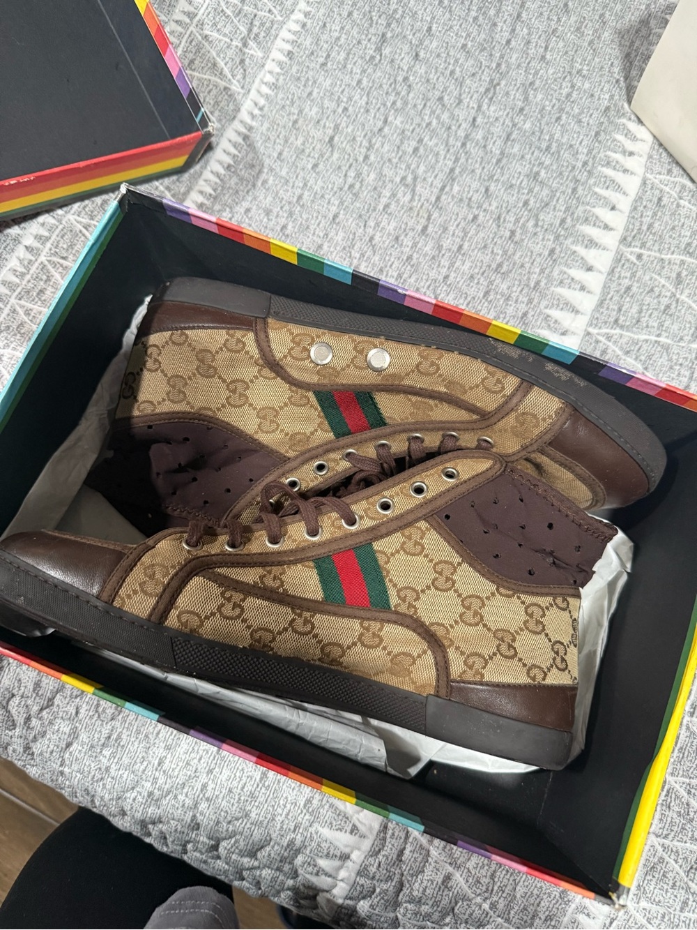 Real Original Gucci shoes . Size 11